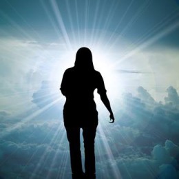 Posmrtný život existuje