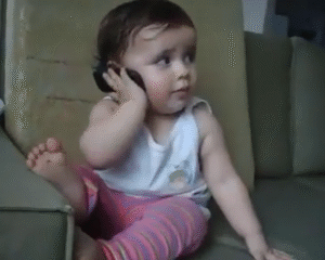 Dej ženě mobil, je jedno, jak je stará …